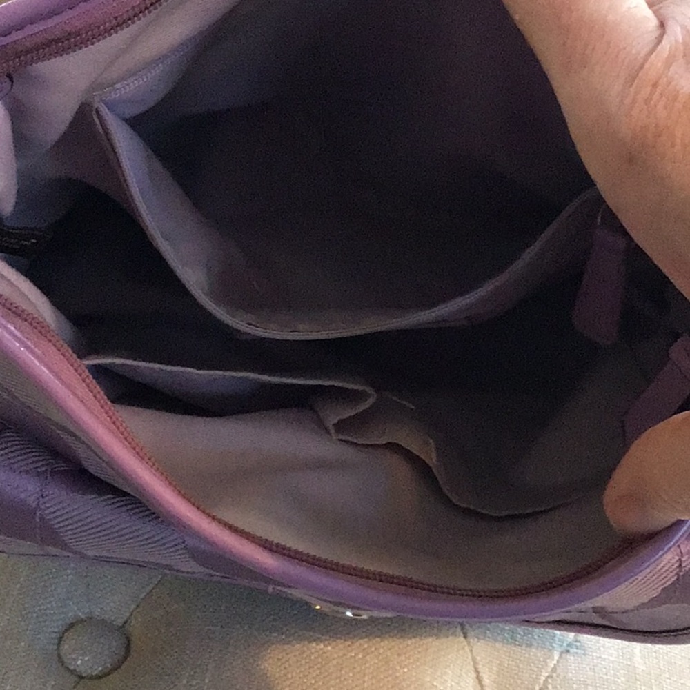 Coach  great condition - Picture 9 of 9